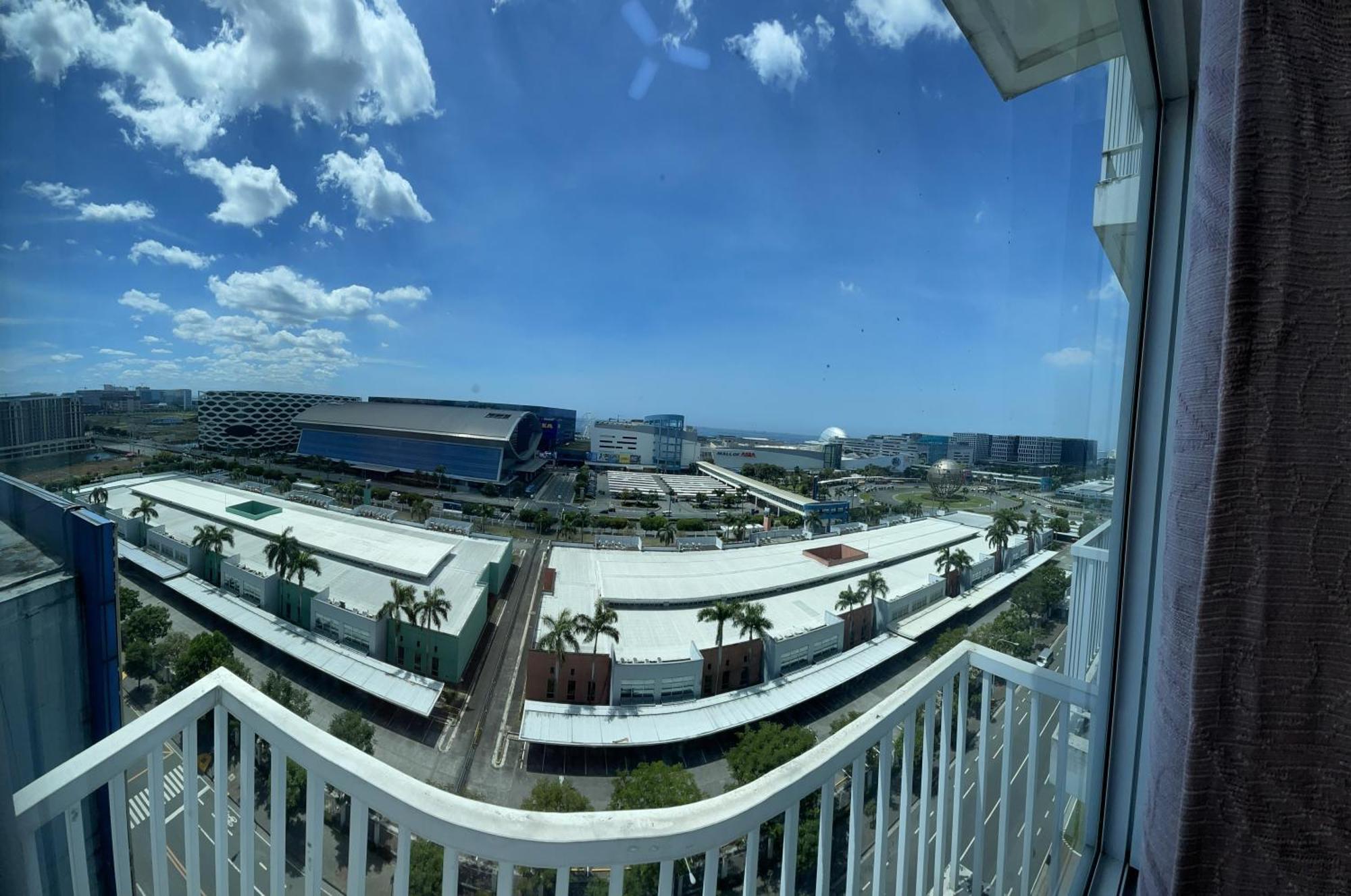 Sea Residences At Jireh Pasay Exteriör bild